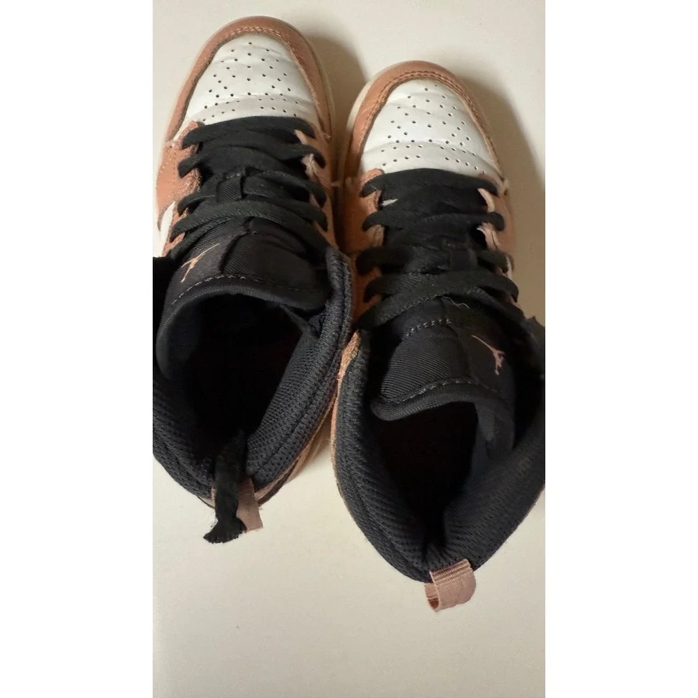 Nike Air‎ Jordan 1 Mid Pink Quartz kids athletic shoes sneakers size 13c